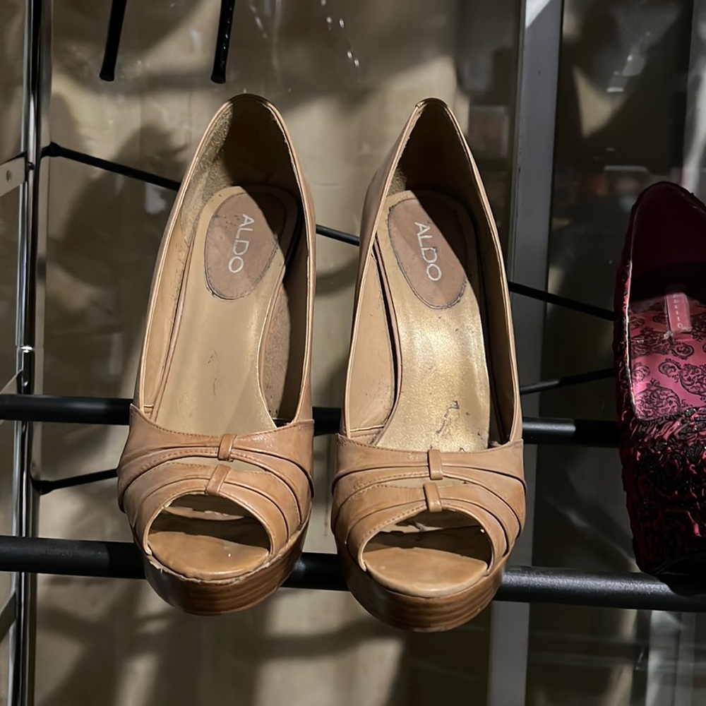 Aldo high heels size 9